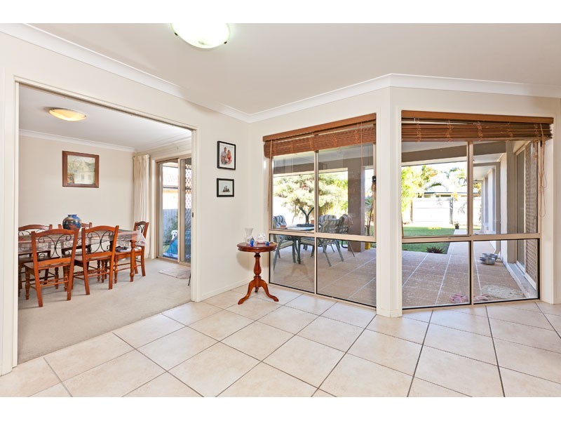 5 Lidgard Street, Thornlands QLD 4164