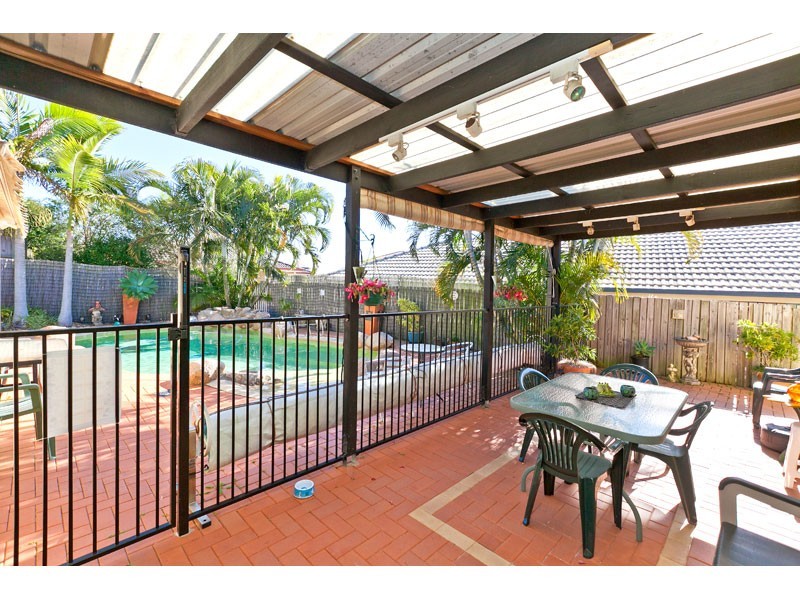 18 Brookvale Drive, Victoria Point QLD 4165