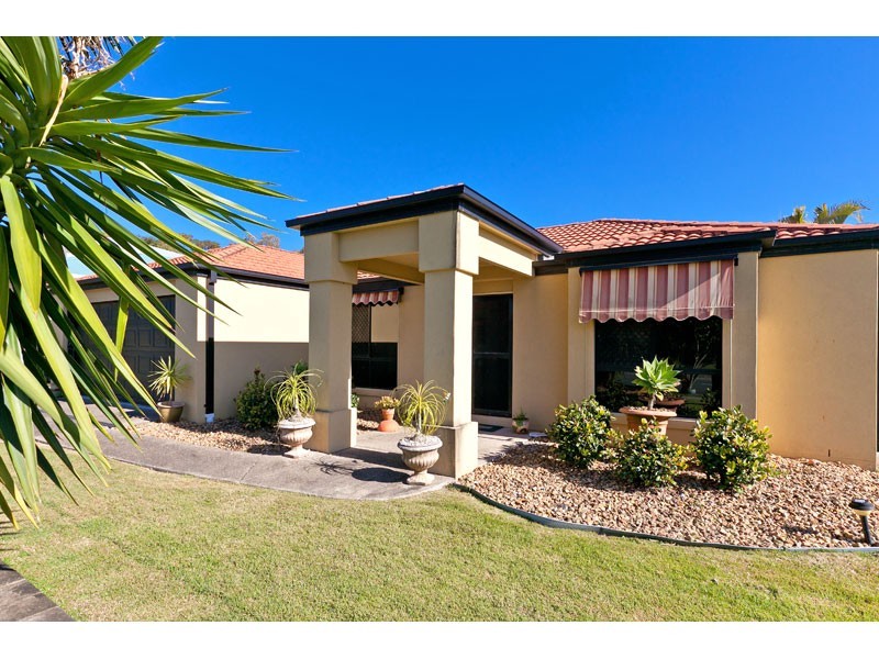 18 Brookvale Drive, Victoria Point QLD 4165
