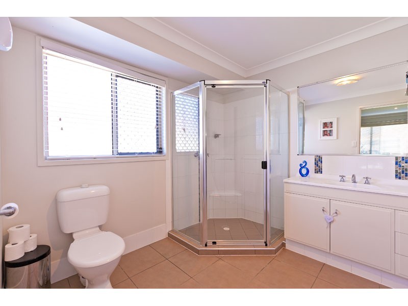 5 Coachwood Street, Redland Bay QLD 4165