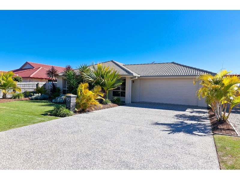5 Coachwood Street, Redland Bay QLD 4165