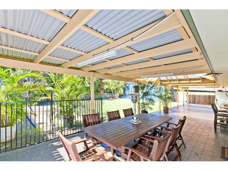 20 Sunningdale Drive, Redland Bay QLD 4165
