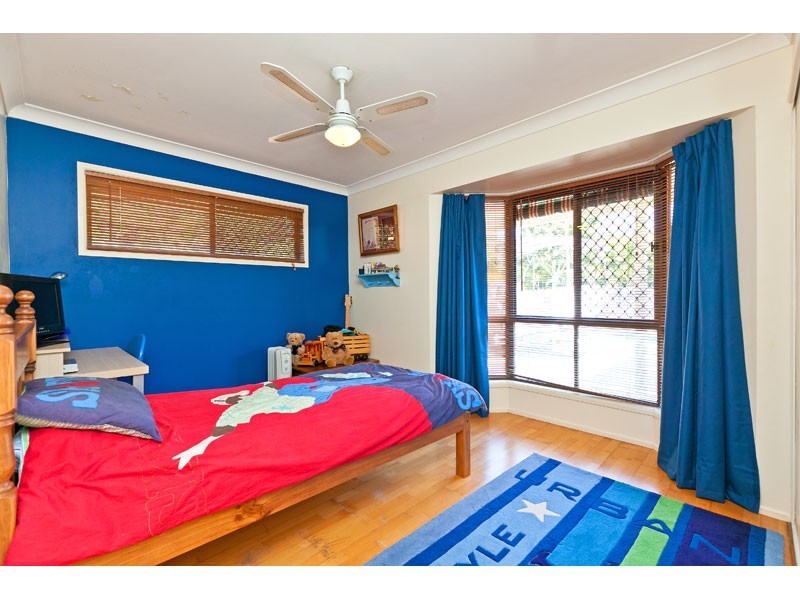 20 Sunningdale Drive, Redland Bay QLD 4165
