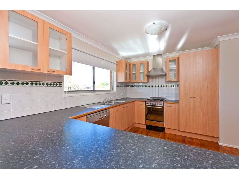 2 Vanessa Place, Victoria Point QLD 4165