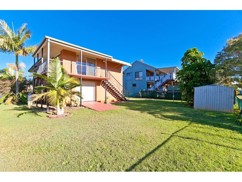 2 Vanessa Place, Victoria Point QLD 4165