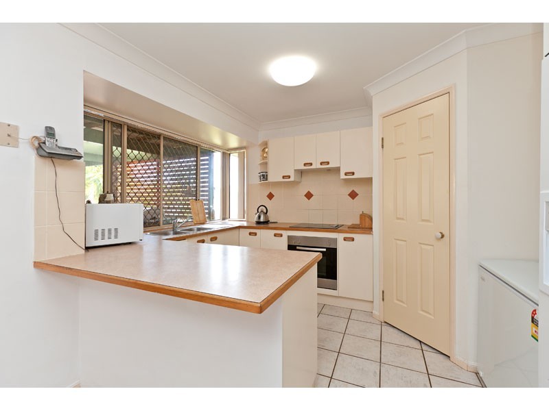 14 Westburn Court, Redland Bay QLD 4165