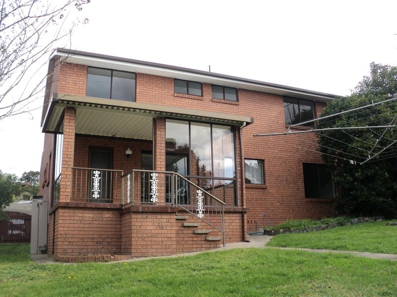 6 Aquarius Avenue, Elermore Vale NSW 2287