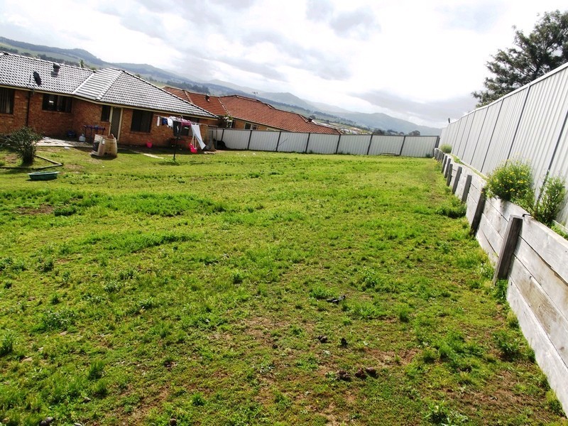 9 Robert Close, Rutherford NSW 2320