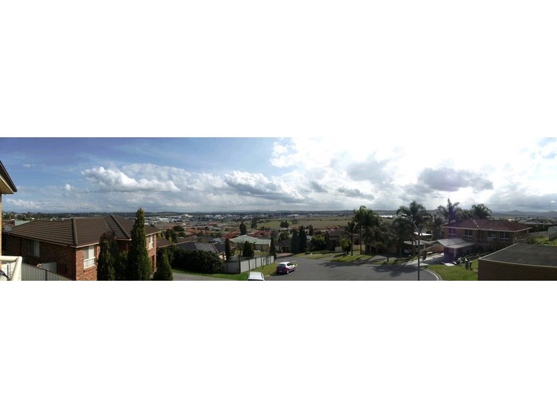 9 Robert Close, Rutherford NSW 2320