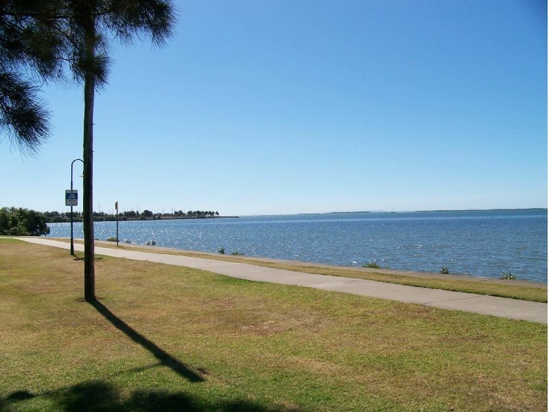 24 Orallo Street, Lota QLD 4179