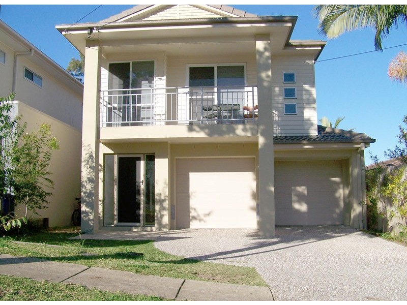 56 MacDonald Street, Lota QLD 4179