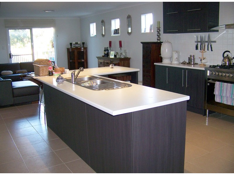 56 MacDonald Street, Lota QLD 4179