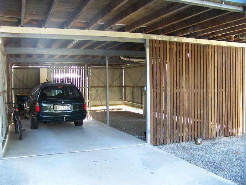 215 Kianawah Road, Wynnum West QLD 4178