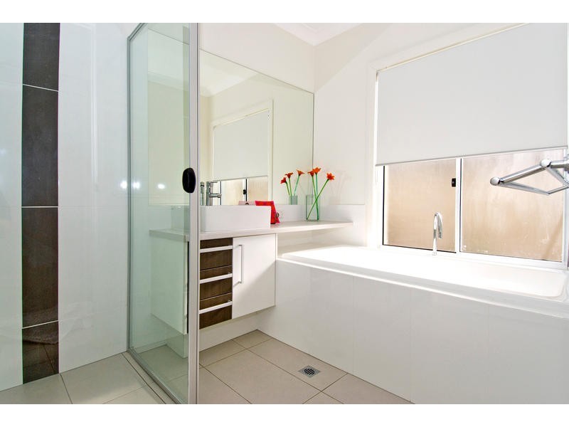 16A Ringara Street, Manly West QLD 4179