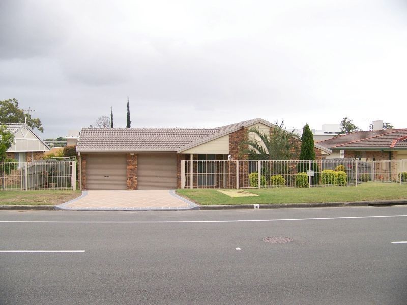 41 Plaza Street, Wynnum West QLD 4178