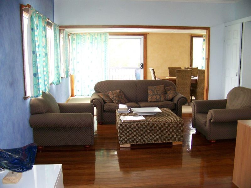 24 Grattan Terrace, Wynnum QLD 4178