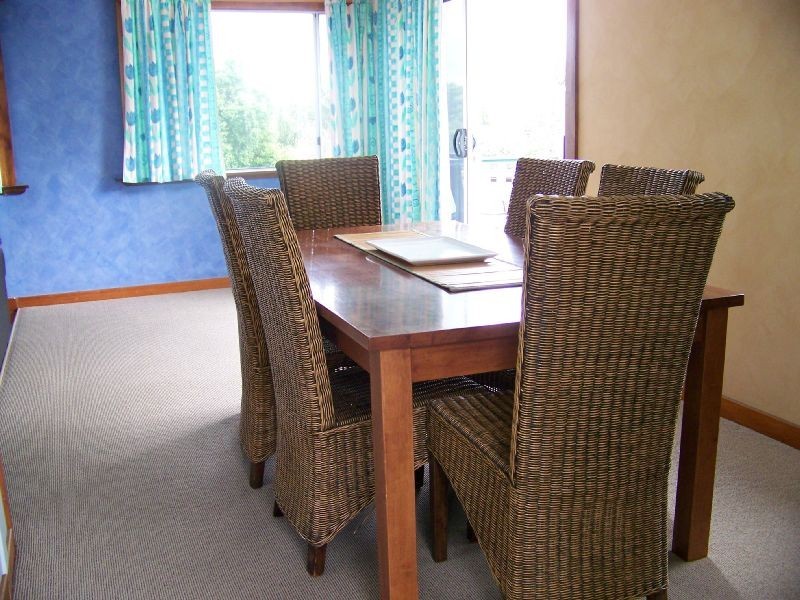 24 Grattan Terrace, Wynnum QLD 4178