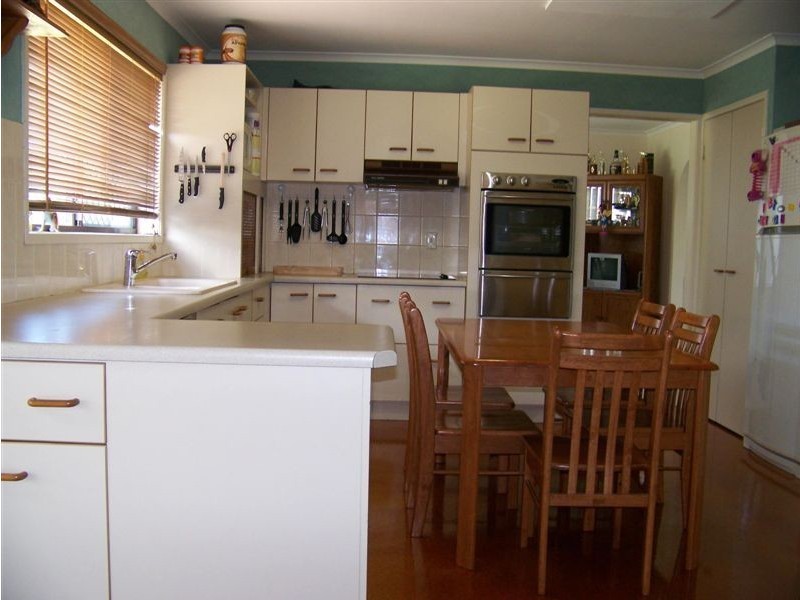 19 Tarwhine Street, Manly West QLD 4179