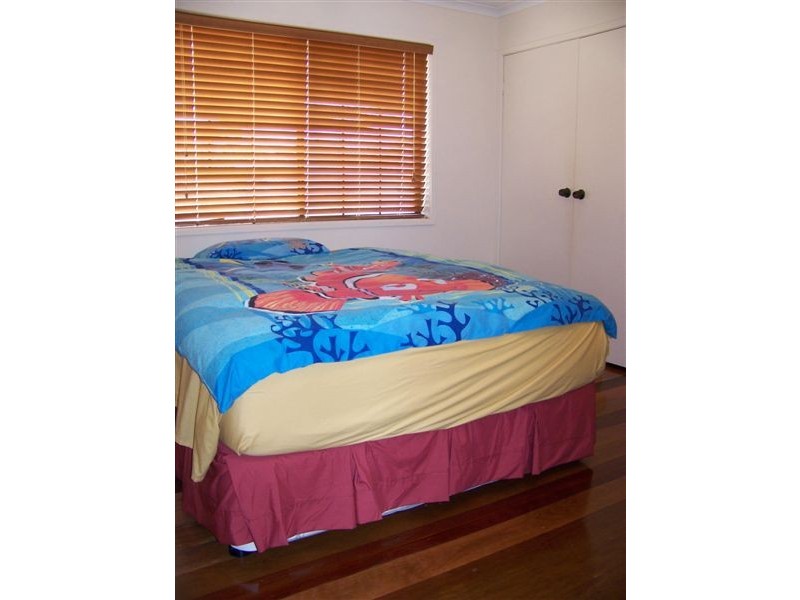 19 Tarwhine Street, Manly West QLD 4179