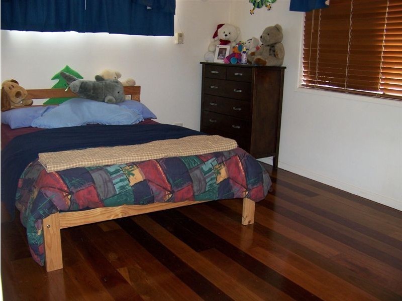 19 Tarwhine Street, Manly West QLD 4179