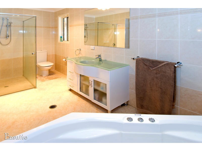 Wynnum West QLD 4178