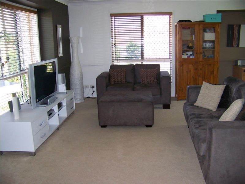 22 Miles Crescent, Manly West QLD 4179