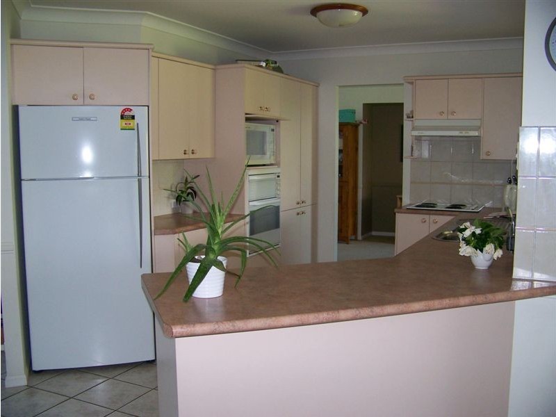 22 Miles Crescent, Manly West QLD 4179