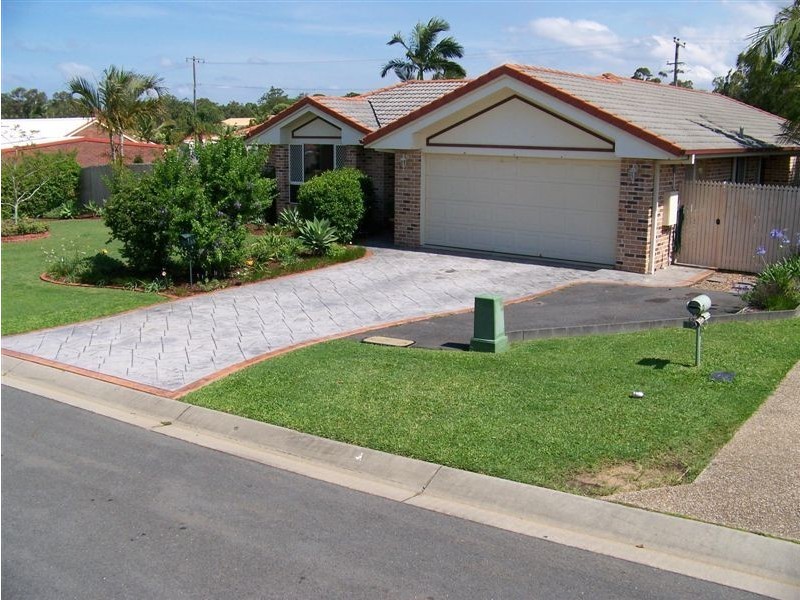 22 Miles Crescent, Manly West QLD 4179