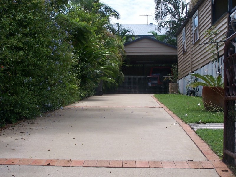 33 Montrose Parade, Wynnum QLD 4178