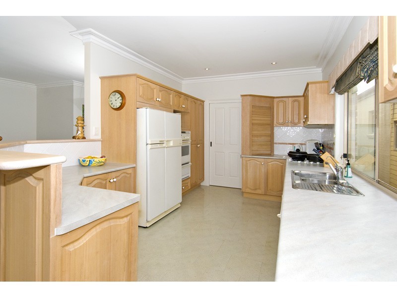 168 Carlton Terrace, Manly QLD 4179