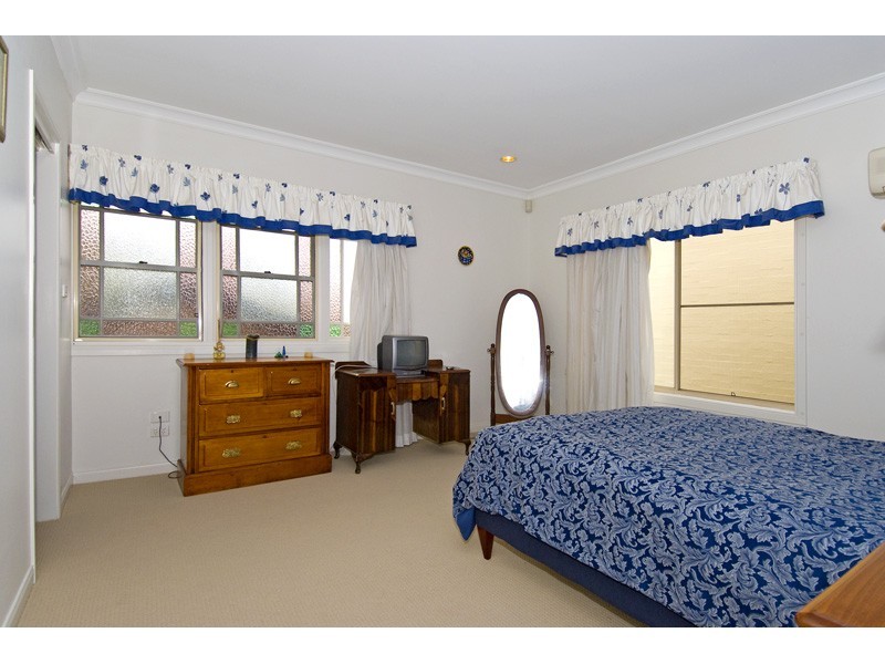 168 Carlton Terrace, Manly QLD 4179