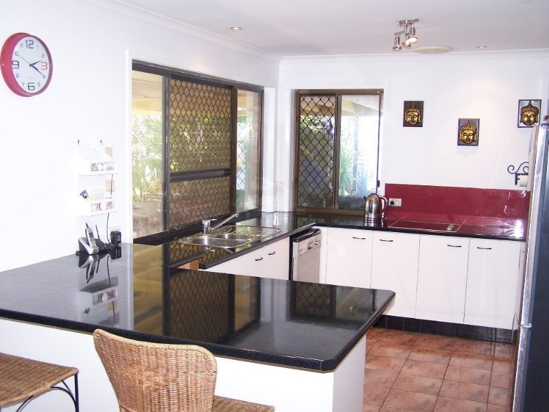 31 Teraglin Street, Manly West QLD 4179