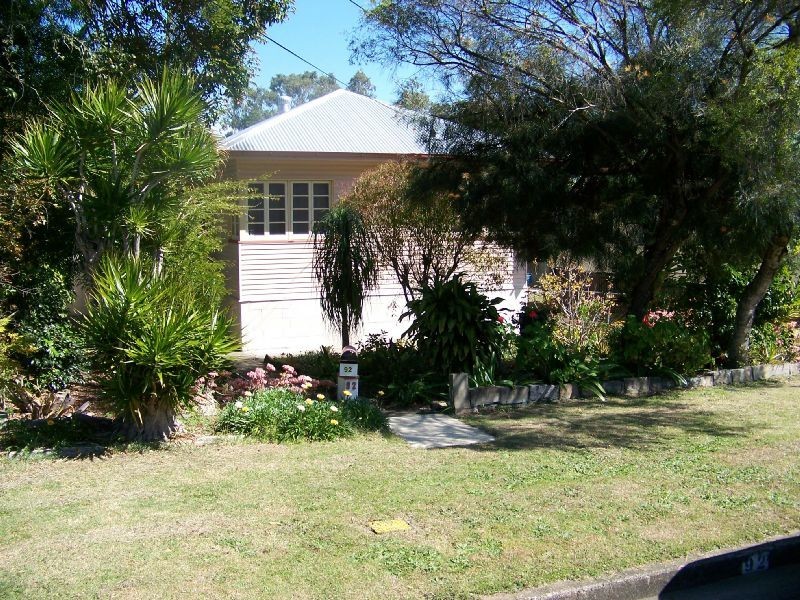 92 Haylock Street, Wynnum QLD 4178