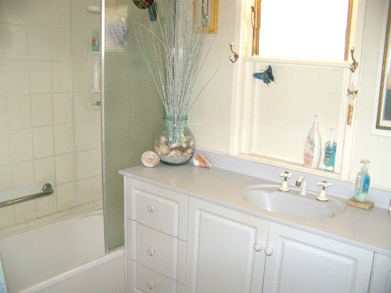 92 Haylock Street, Wynnum QLD 4178