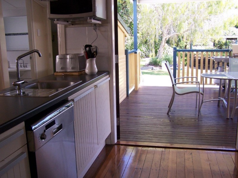 97 Kamarin Street, Manly West QLD 4179