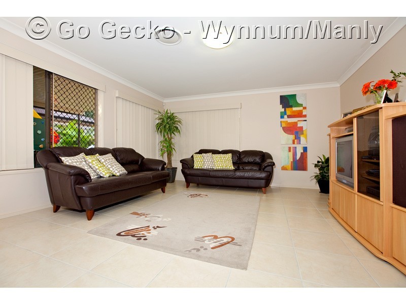 2 Gabrielle Place, Manly West QLD 4179