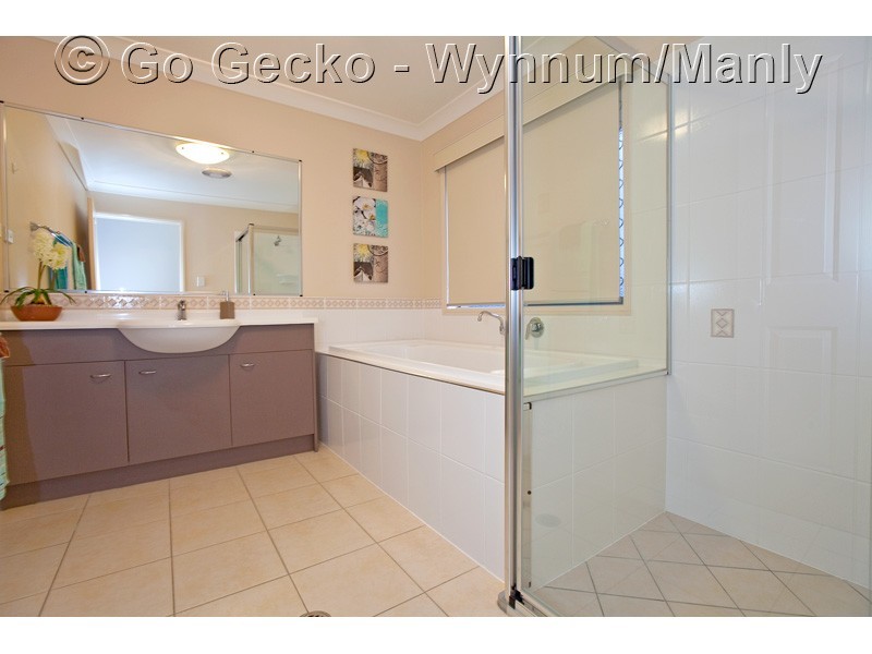 2 Gabrielle Place, Manly West QLD 4179