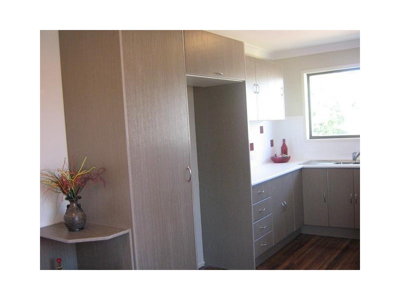 25 Edenderry Street, Manly West QLD 4179