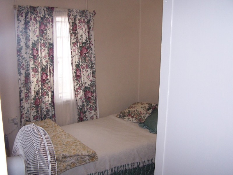 52 Mcfadden Street, Wynnum QLD 4178