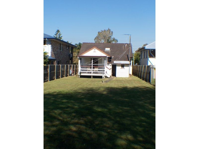 129 Blackwood Road, Manly West QLD 4179