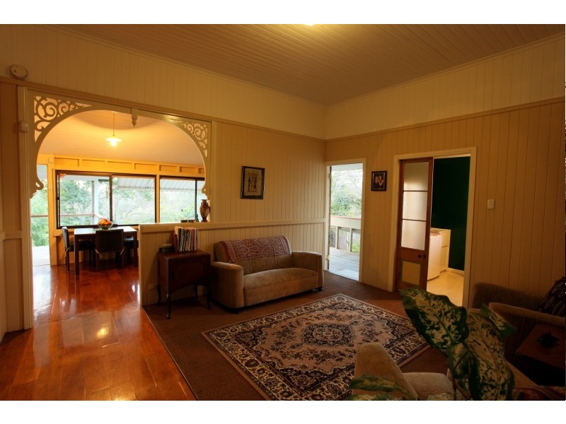 18 Bay Terrace, Wynnum QLD 4178