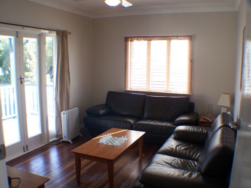 2 Bethania Street, Lota QLD 4179