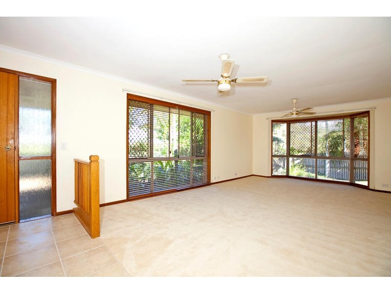 297 Whites Road, Lota QLD 4179