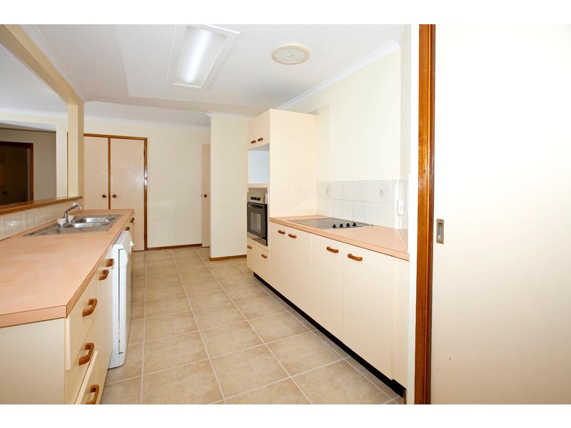 297 Whites Road, Lota QLD 4179