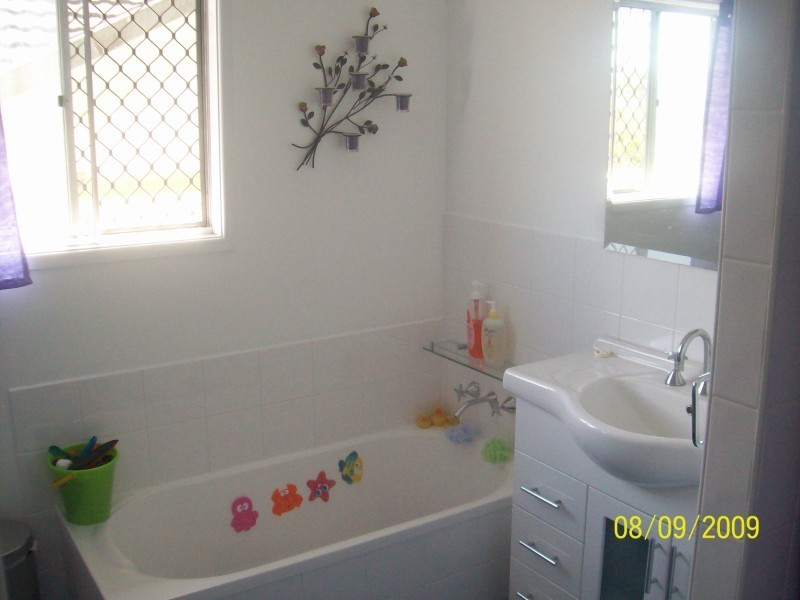 86 Wynnum Road North, Wynnum QLD 4178