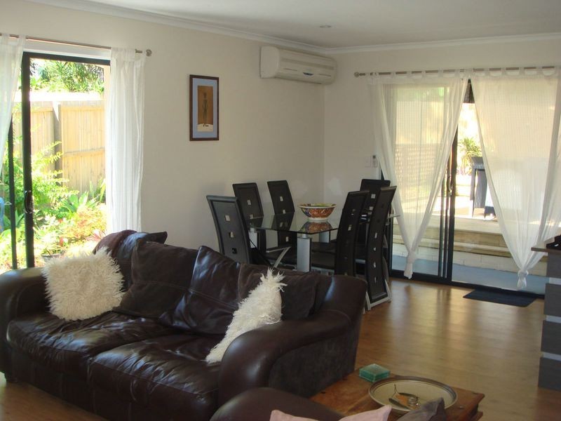 10 Helmhold Street, Wynnum QLD 4178