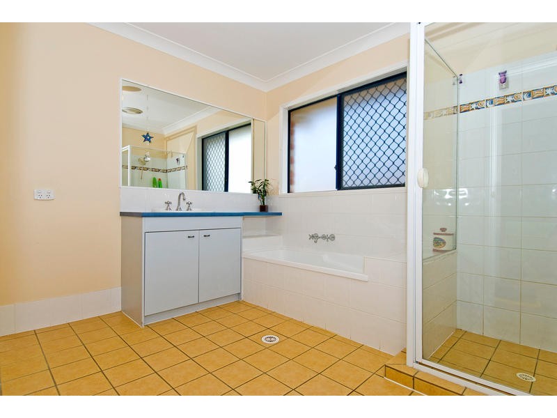 3 Ariadne Crescent, Manly West QLD 4179