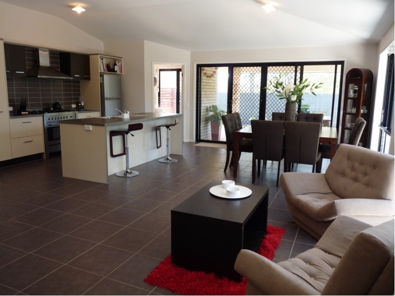 36A Crawford Road, Wynnum West QLD 4178