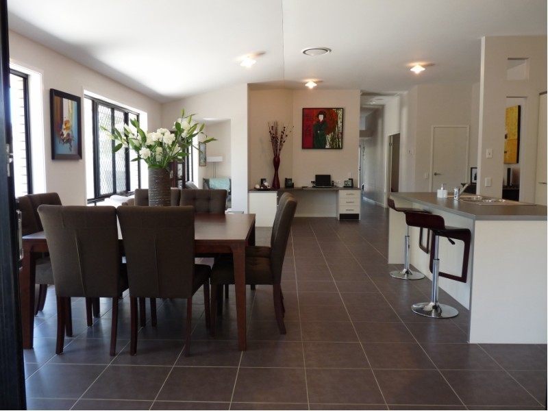 36A Crawford Road, Wynnum West QLD 4178