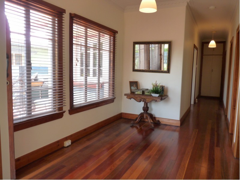 118 Moreton Avenue, Wynnum QLD 4178